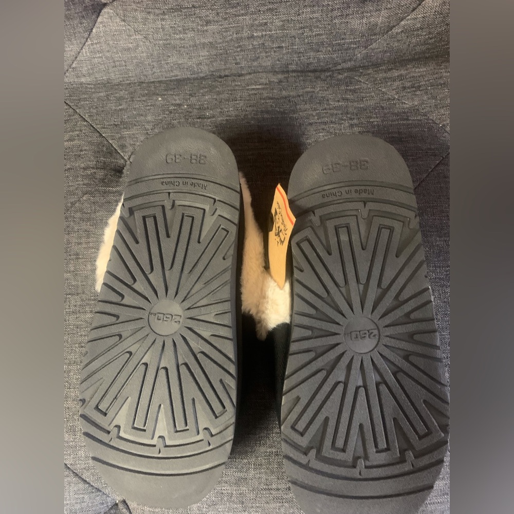 Ladies Sherpa Lined Slippers from Northern Cabin - Picture 3 of 4